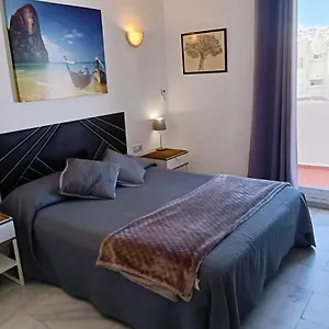 apartamento-en-puerto-marina.es-andalucia.com/